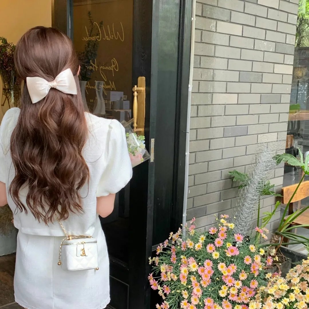 歌喉赞